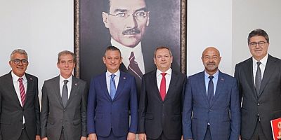 Ayvalık Belediye Başkanı Mesut Ergin’den CHP Genel Merkezine ziyaret