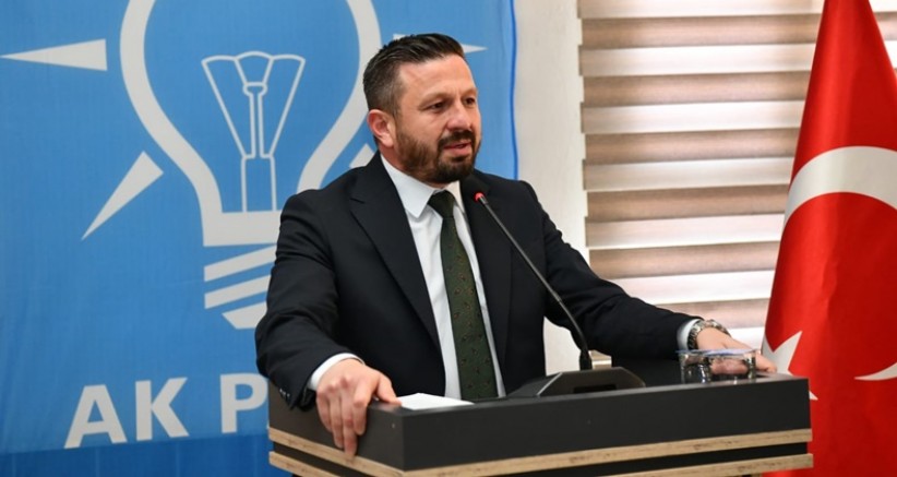 AK Parti Balıkesir İl Başkanı Mehmet Aydemir, CHP Dursunbey İlçe Başkanlığı seçiminde ortaya çıkan şaibe görüntülerine eleştirdi