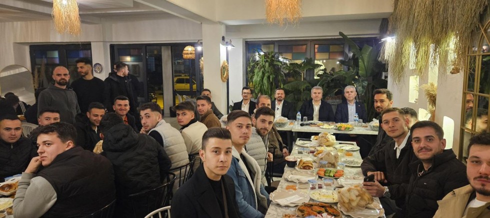 AK PARTİ İL BAŞKANI MEHMET AYDEMİR: RAMAZAN AYINDA BALIKESİR’DE GÖNÜL KÖPRÜLERİ KURDUK