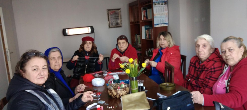BAHARIN GELİŞİNİ SİMGELEYEN MARTENİÇKALAR HAZIRLANIYOR