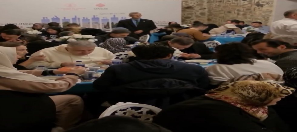 ALTI NOKTA KÖRLER DERNEĞİ ÜYELERİ İFTARDA BULUŞTU