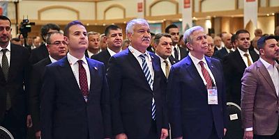 AHMET AKIN OYBİRLİĞİYLE TBB 1.BAŞKANVEKİLİ SEÇİLDİ