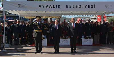 AYVALIK’TA ZAFER BAYRAMI’NIN 103. YILDÖNÜMÜ COŞKUSU