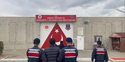 BALIKESİR’İN 4 İLÇESİNDE JANDARMADAN GÖÇMEN KAÇAKÇILIĞI OPERASYONU