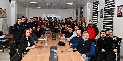 BBB, AFETLERE KARŞI DİRENÇLİ EĞİTMENLER YETİŞYİRİYOR