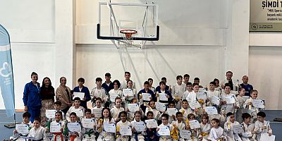 BÜYÜKŞEHİR’İN 49 SPORCUSU JUDO KUŞAK SINAVINI BAŞARIYLA GEÇTİ