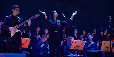BÜYÜKŞEHİR’İN MOD10 GENÇLİK ORKESTRASI İSTANBUL’DA SAHNE ALDI