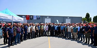 BÜYÜKŞEHİRDEN 31 KIRSAL MAHALLEYE TRAKTÖRE MONTELİ YANGIN TANKERİ DESTEĞİ