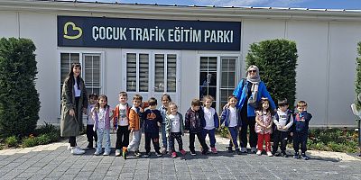 MİNİK ÖĞRENCİLERE UYGULAMALI TRAFİK EĞİTİMİ